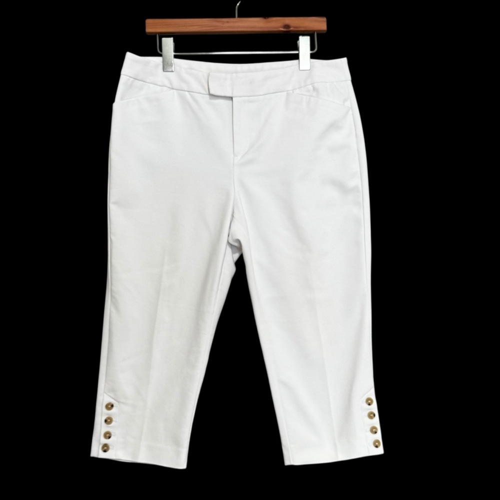 Charter Club White Capri Pants 14P Gold Button Detail Stretch Cotton Blend